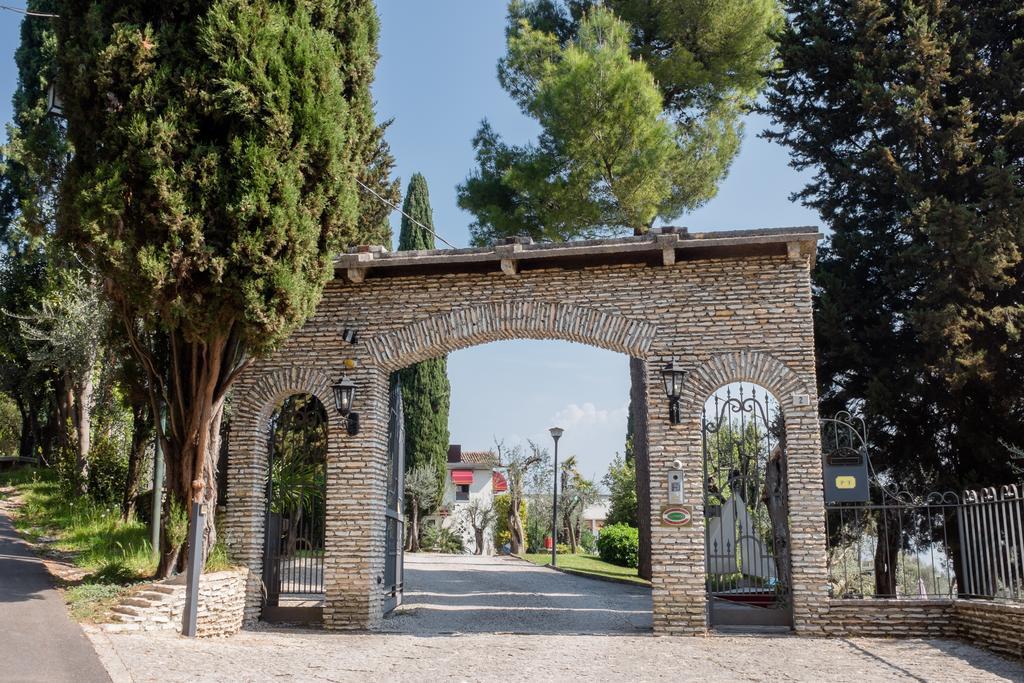 Hotel Mon Repos Sirmione Buitenkant foto